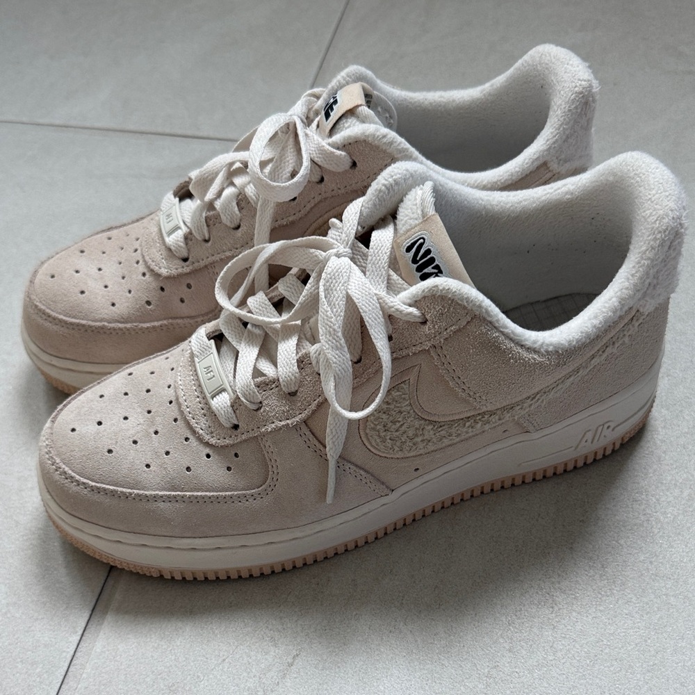 Nike Light pink Air Force 1 Sneakers